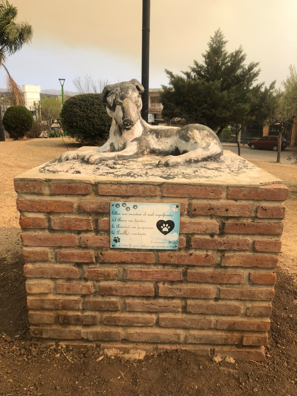 Monumento a Jhonny